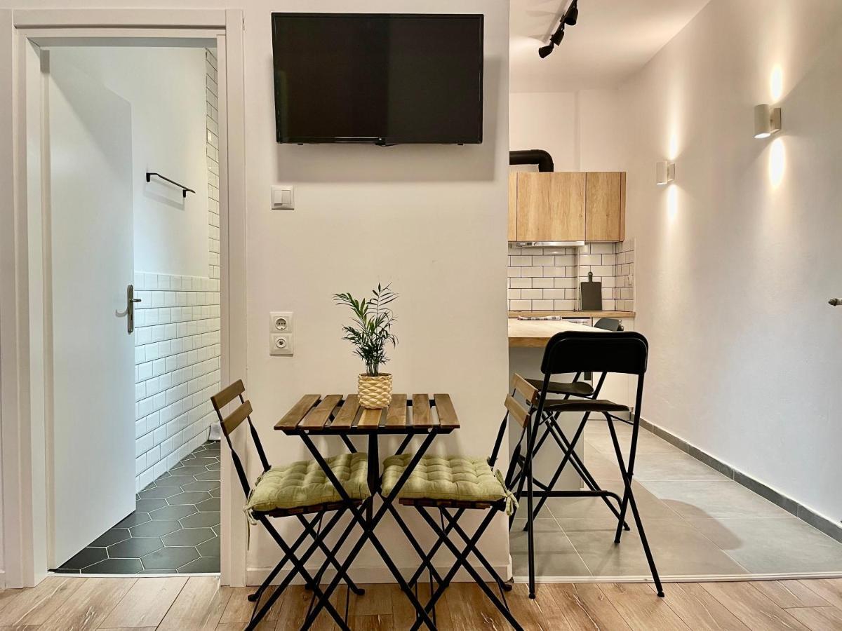 B&B Boutique Two Bedrooms Apartments Αθήνα Εξωτερικό φωτογραφία