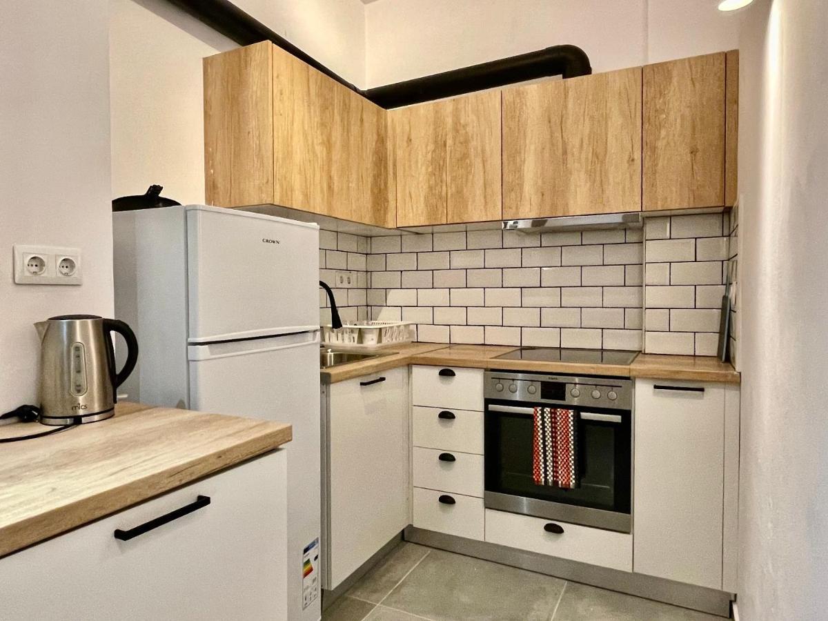 B&B Boutique Two Bedrooms Apartments Αθήνα Εξωτερικό φωτογραφία