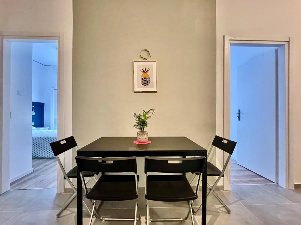 B&B Boutique Two Bedrooms Apartments Αθήνα Εξωτερικό φωτογραφία
