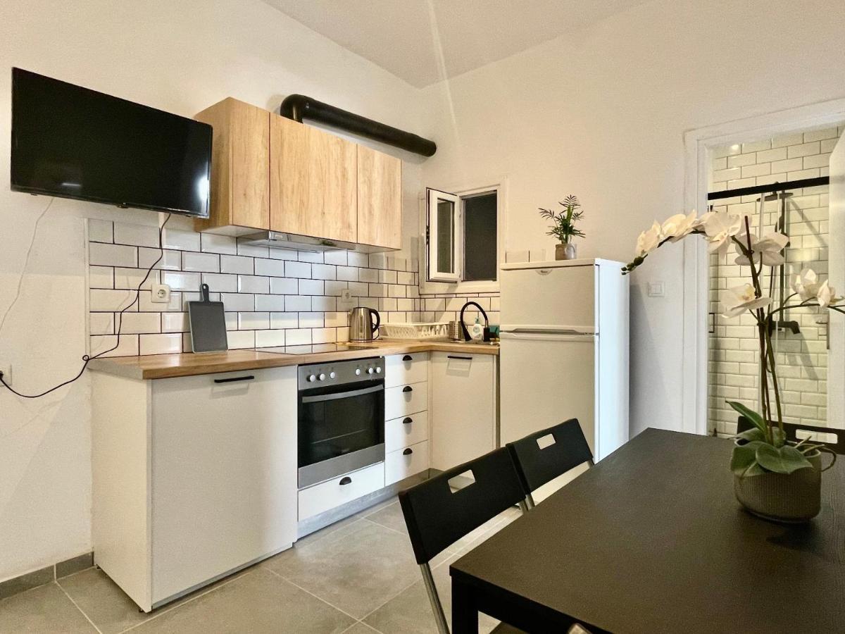B&B Boutique Two Bedrooms Apartments Αθήνα Εξωτερικό φωτογραφία